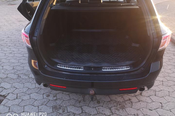 Sort Mazda 6 fra 2010
