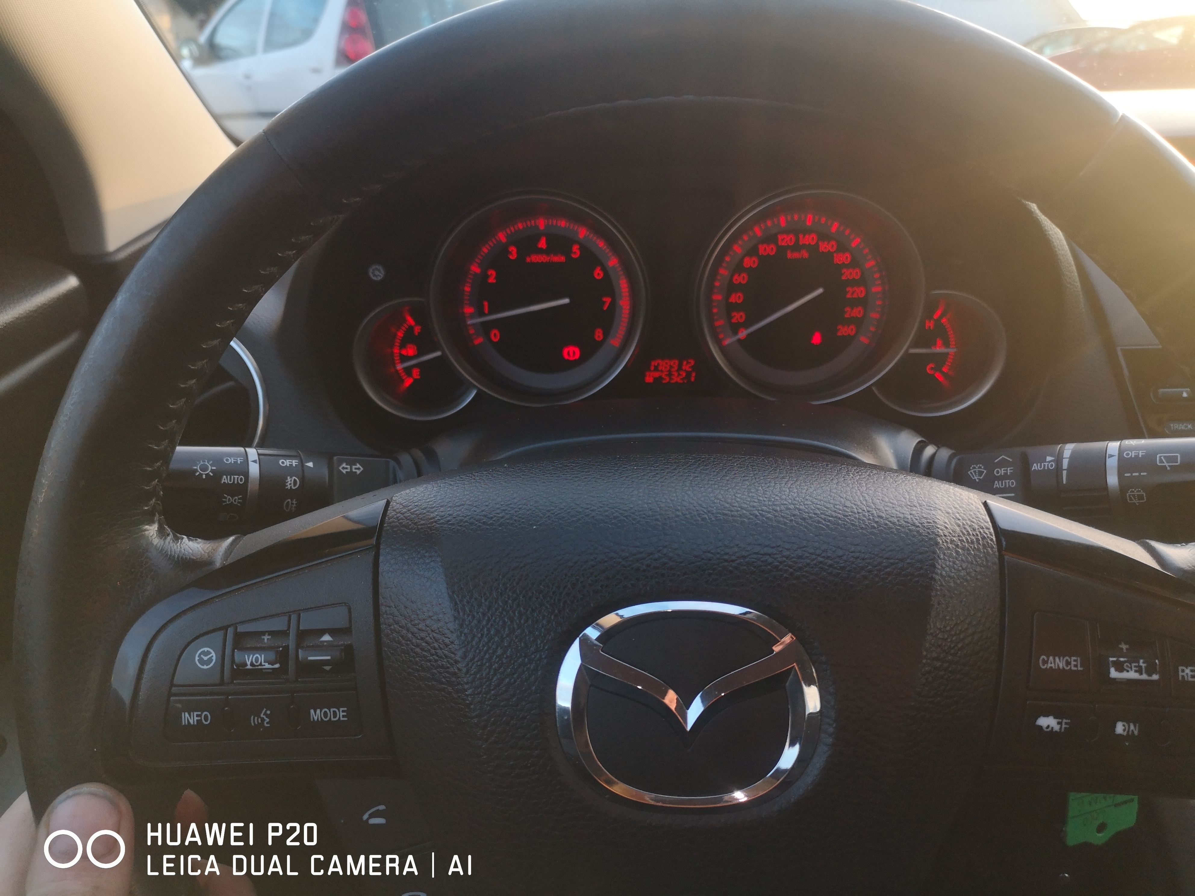 Sort Mazda 6 fra 2010