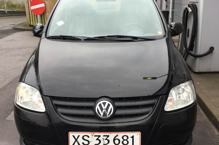 Sort VW Fox fra 2005