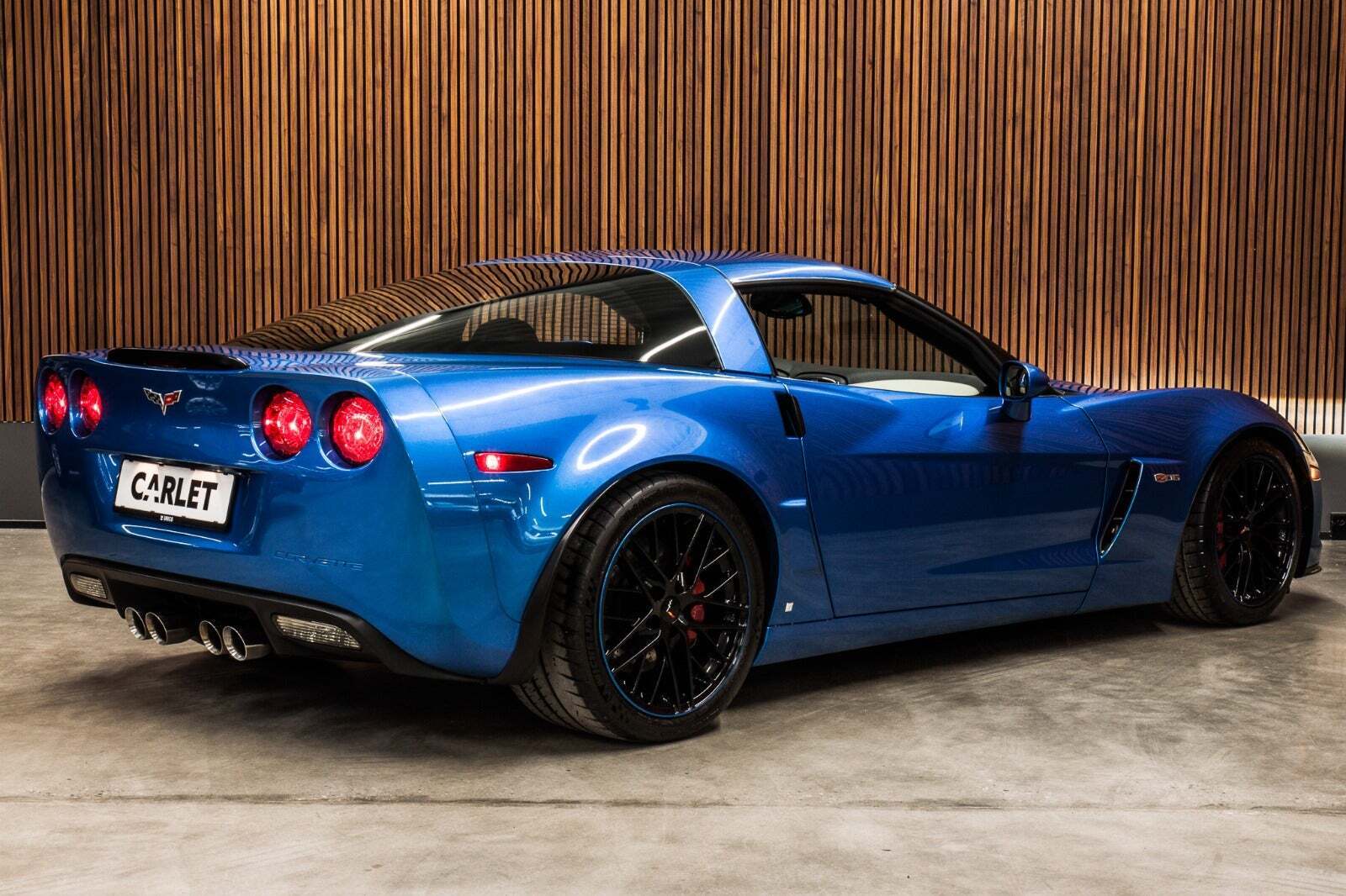 Blå Corvette C6 fra 2008