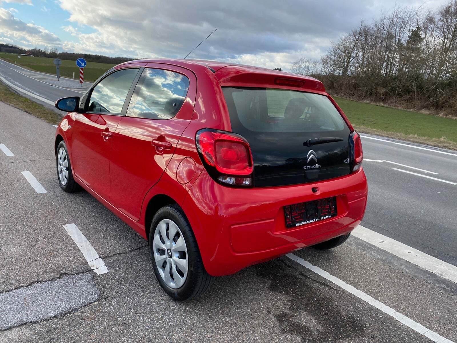 Rød Citroën C1 fra 2017