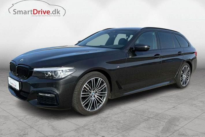 Grå BMW 520d fra 2018