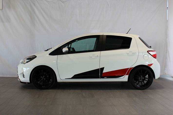 Hvid Toyota Yaris fra 2017