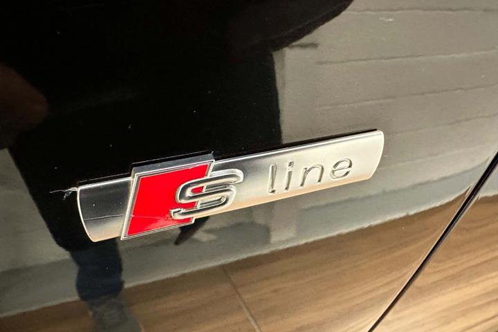 Sort Audi A4 fra 2016