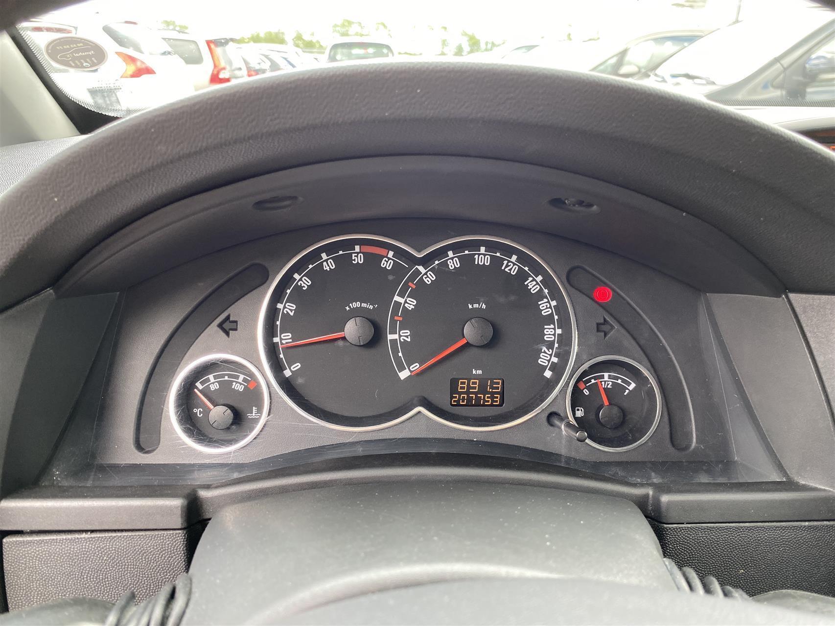 Blå Opel Meriva fra 2009