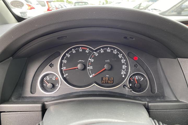 Blå Opel Meriva fra 2009