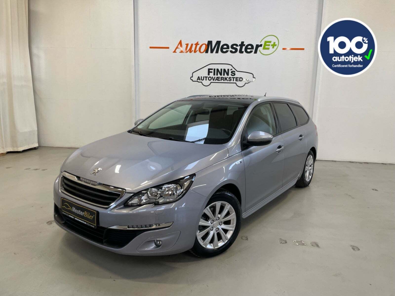 Grå Peugeot 308 fra 2017