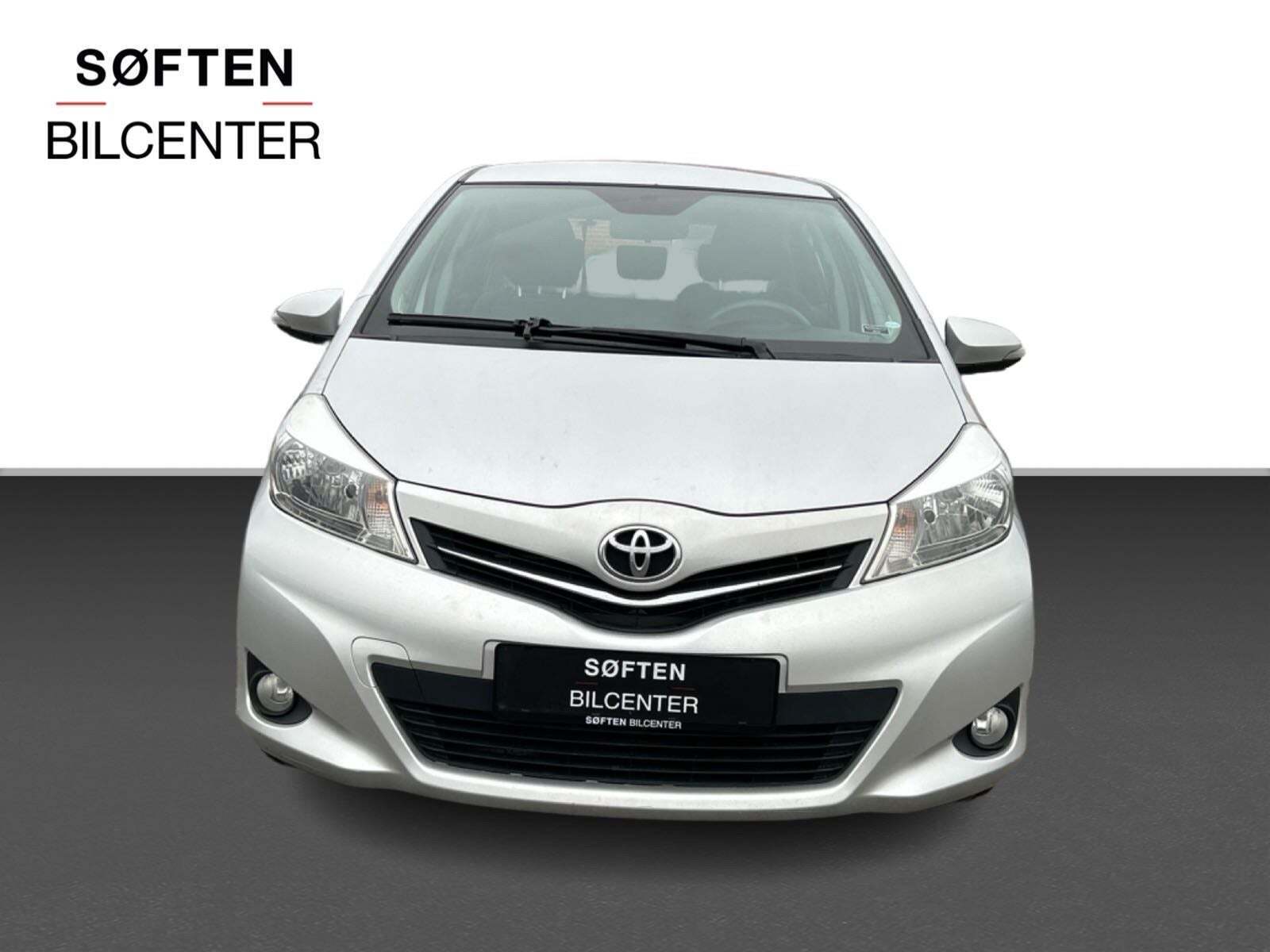 undefined Toyota Yaris fra 2012