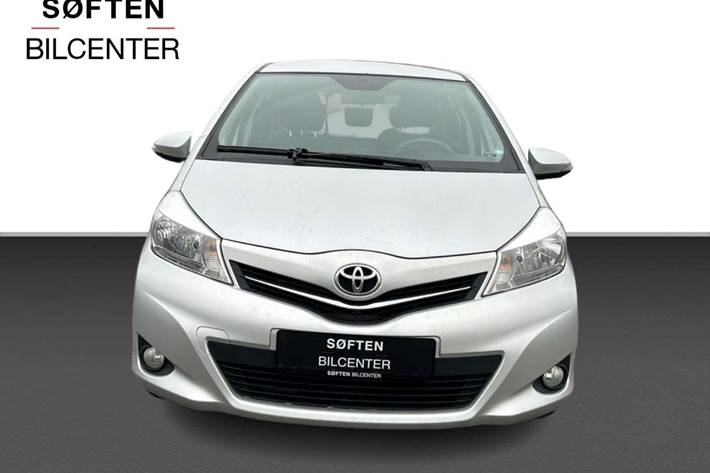 undefined Toyota Yaris fra 2012