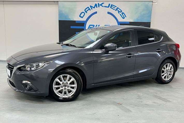 Grå Mazda 3 fra 2015