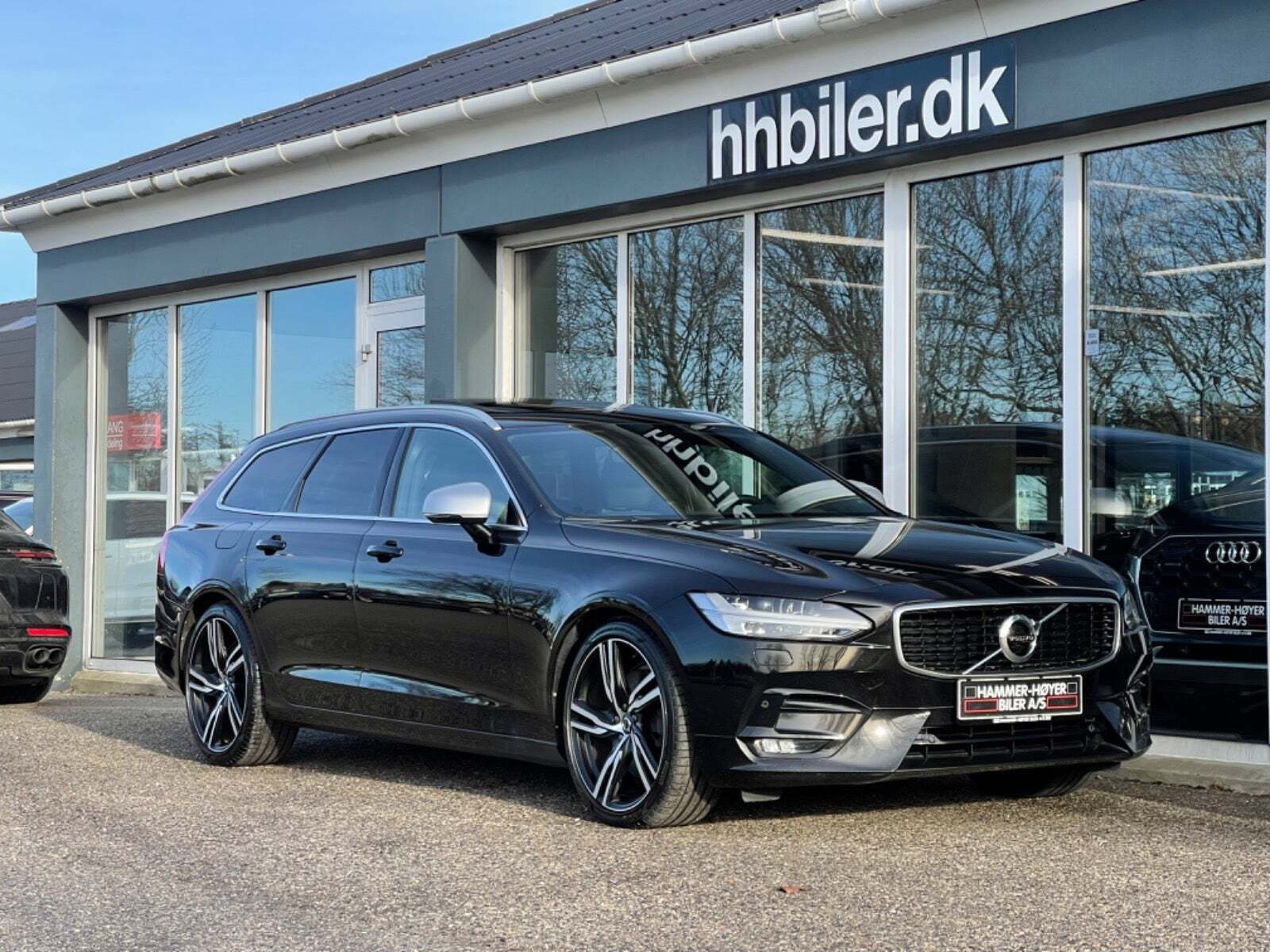 Grå Volvo V90 fra 2018