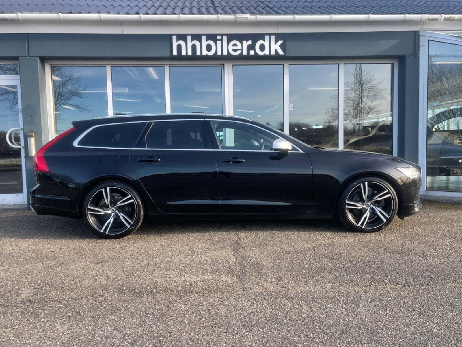 Grå Volvo V90 fra 2018