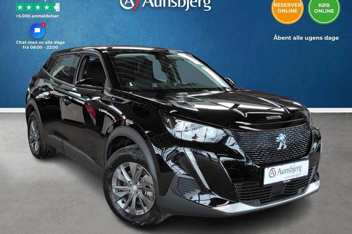 Grå Peugeot e-2008 fra 2021