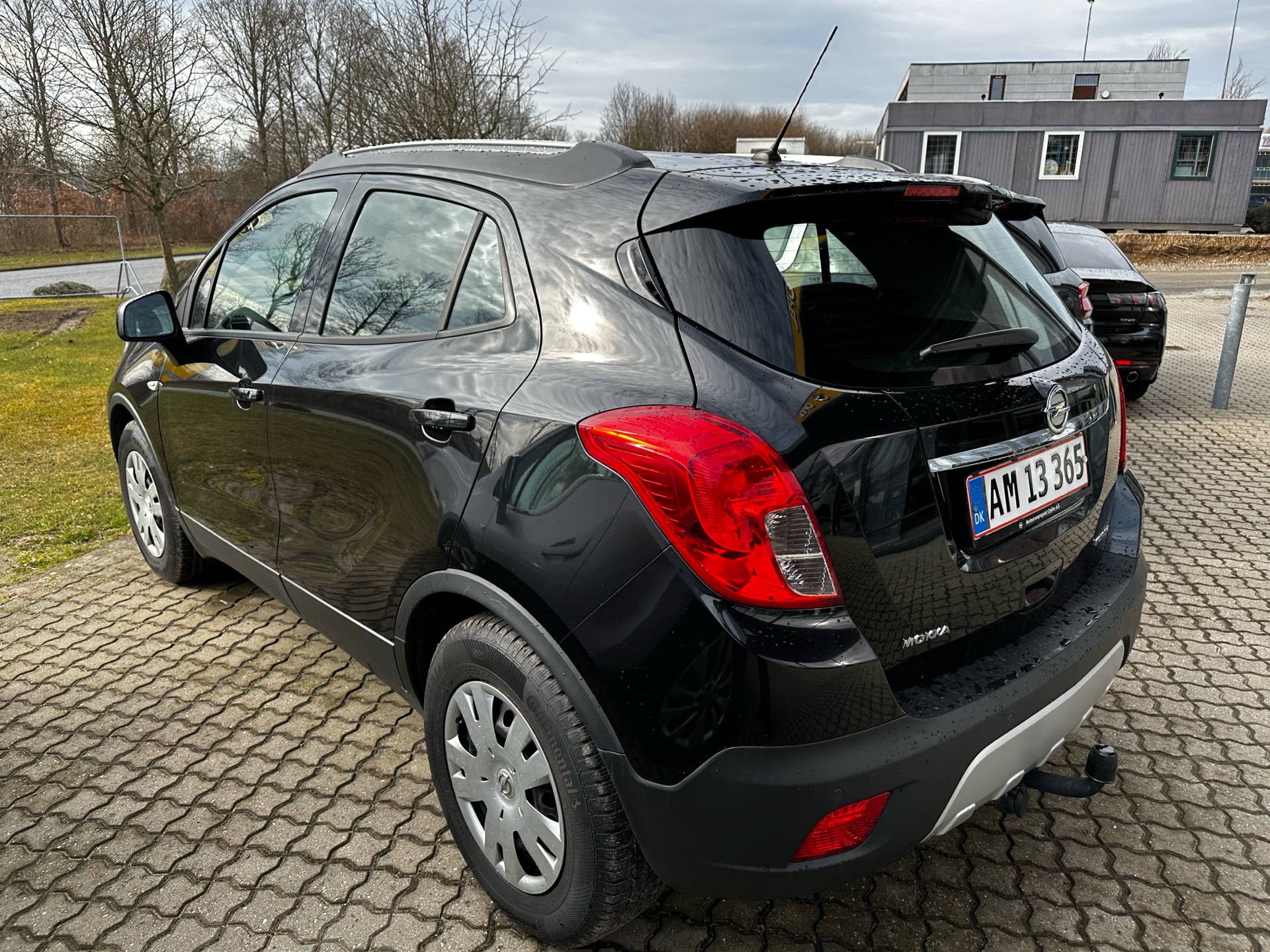 Sort Opel Mokka fra 2014
