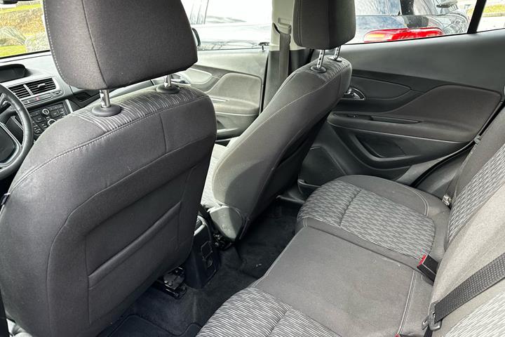 Sort Opel Mokka fra 2014