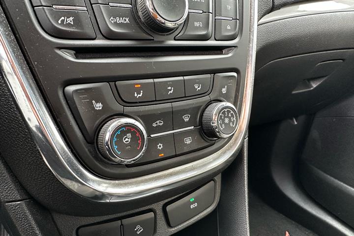 Sort Opel Mokka fra 2014