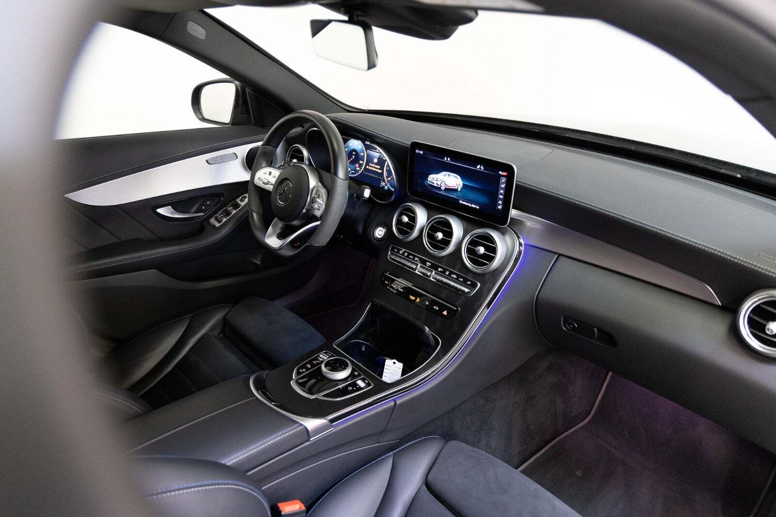 Sort Mercedes C300 e fra 2021