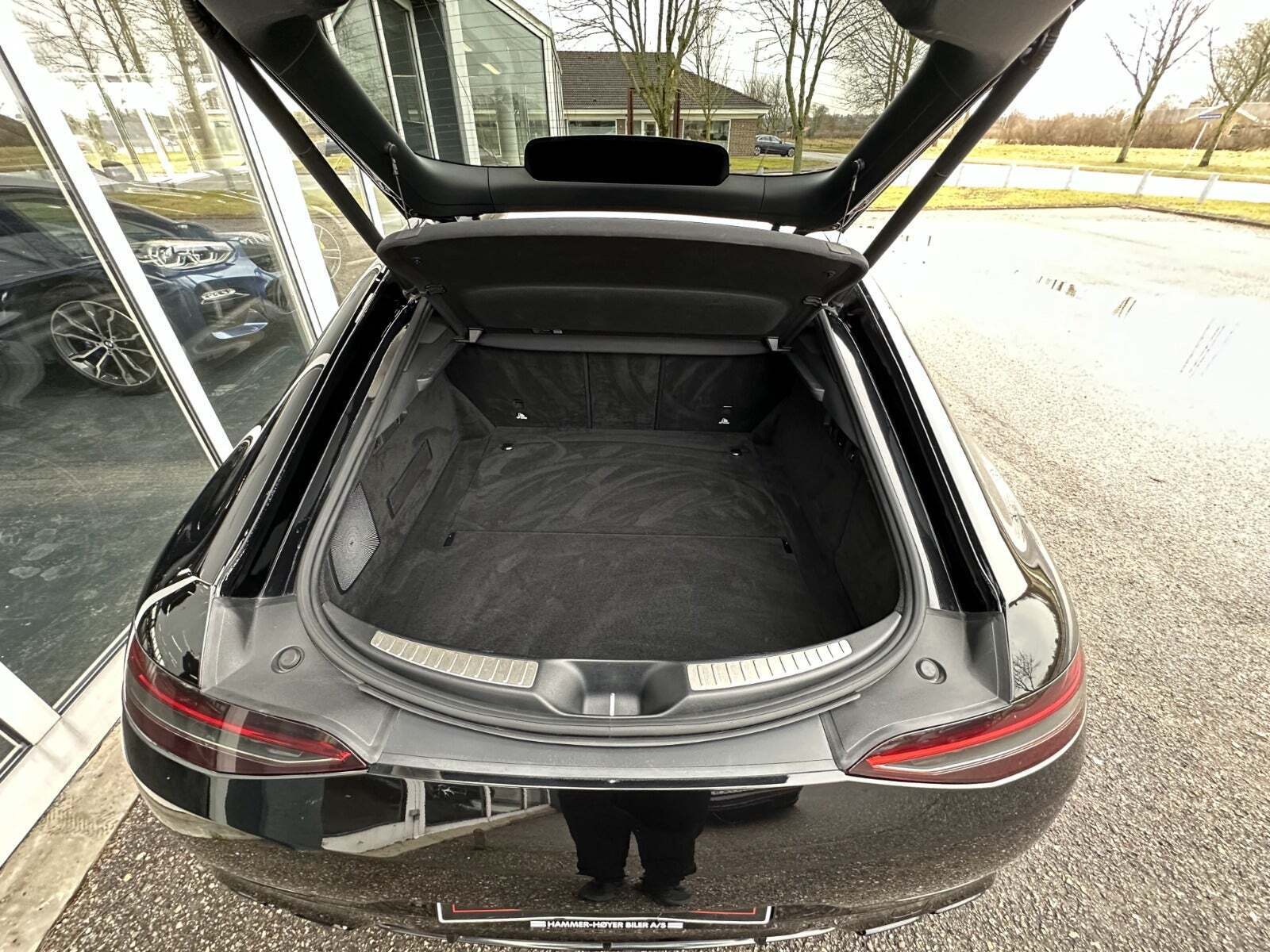 Grå Mercedes AMG GT 63 S fra 2019