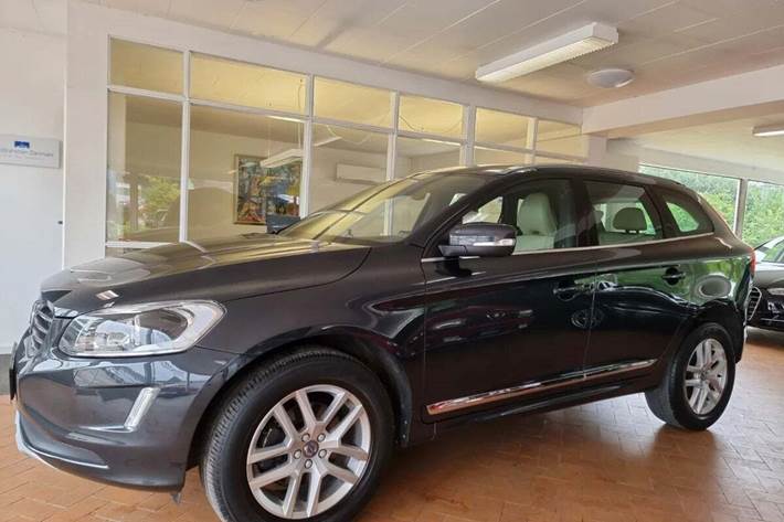 Grå Volvo XC60 fra 2017