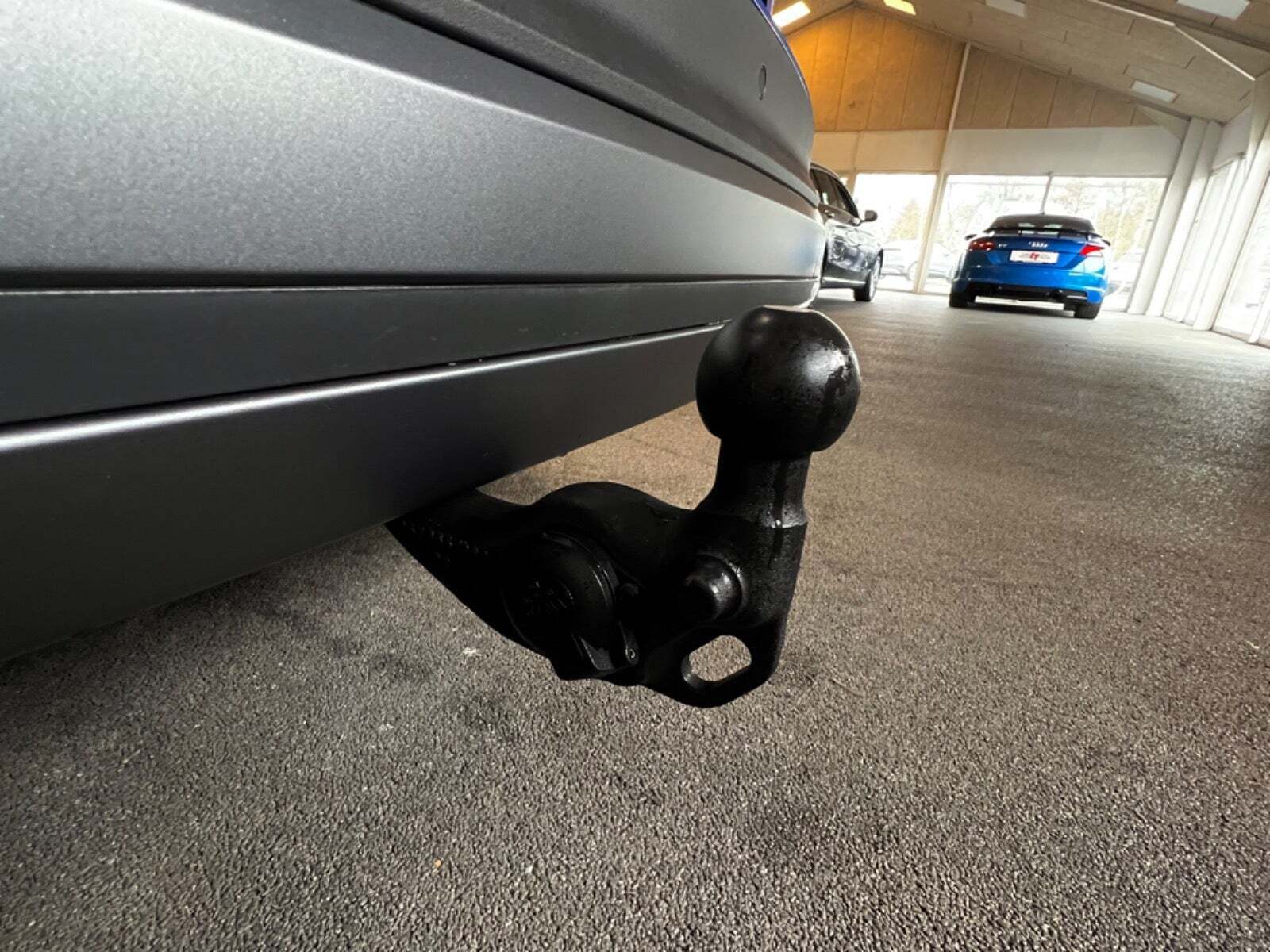 Blå Skoda Enyaq fra 2022