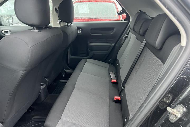Sort Citroën C4 Cactus fra 2017