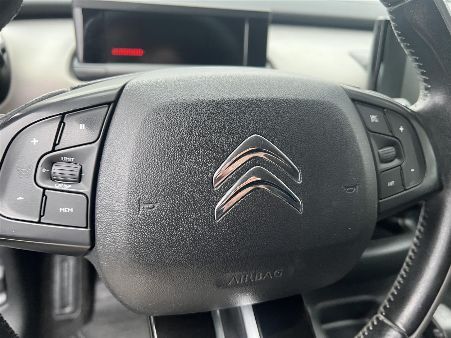 Sort Citroën C4 Cactus fra 2017