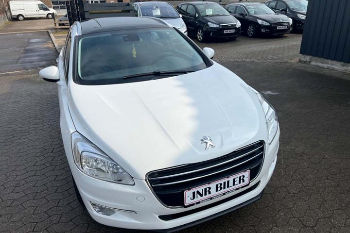 undefined Peugeot 508 fra 2011 set udefra