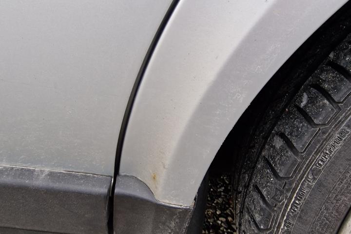 Grå VW Passat fra 2004