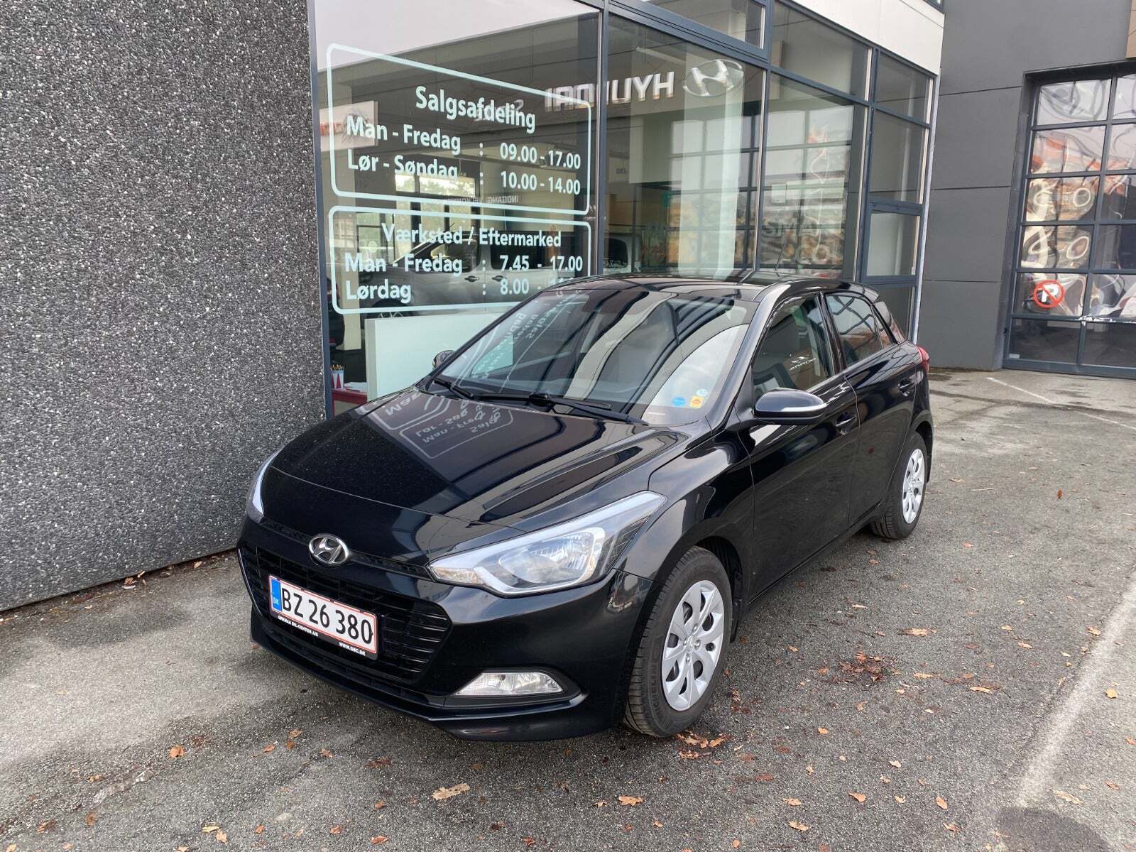 Sort Hyundai i20 fra 2017