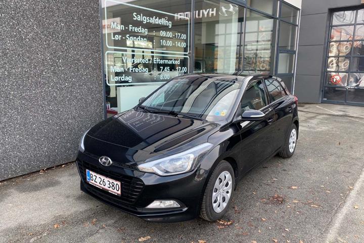 Sort Hyundai i20 fra 2017