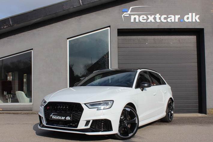 Grå Audi RS3 fra 2019