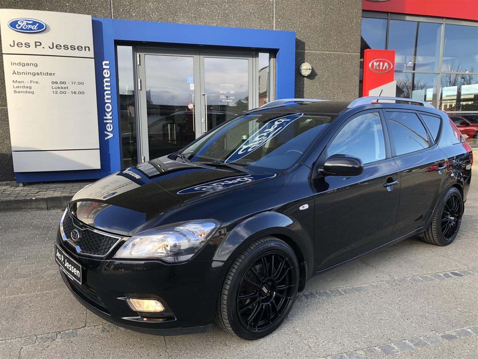 Grå Kia Ceed fra 2012