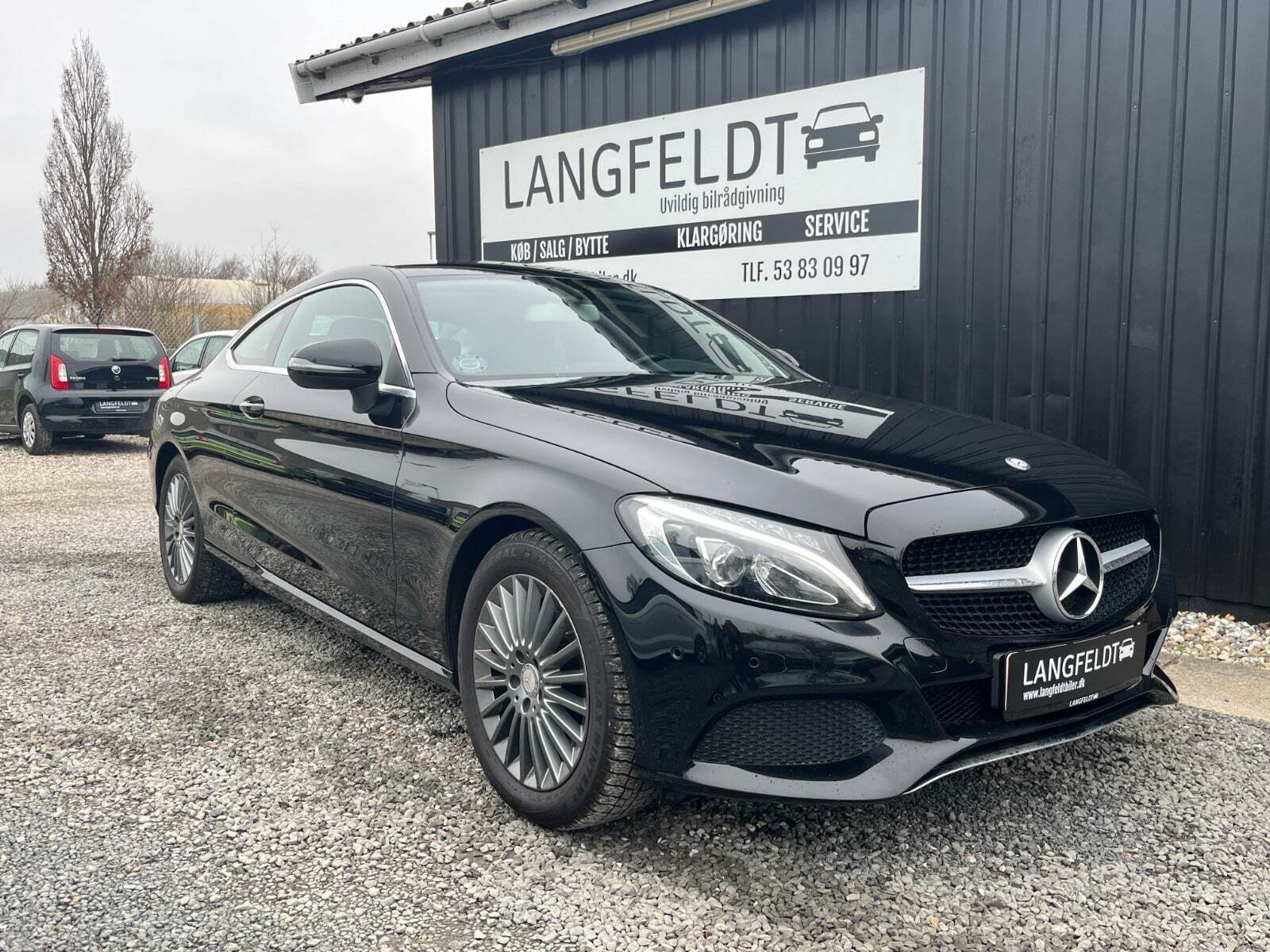 Sort Mercedes C200 fra 2016