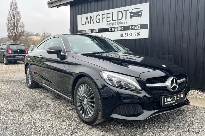 Sort Mercedes C200 fra 2016