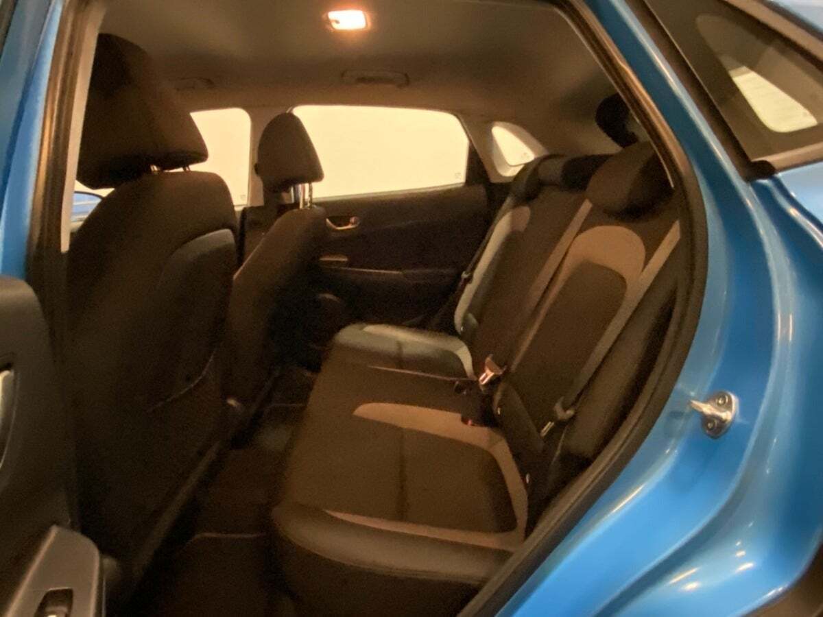 Blå Hyundai Kona fra 2020