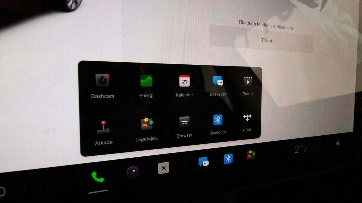 Sort Tesla Model Y fra 2022