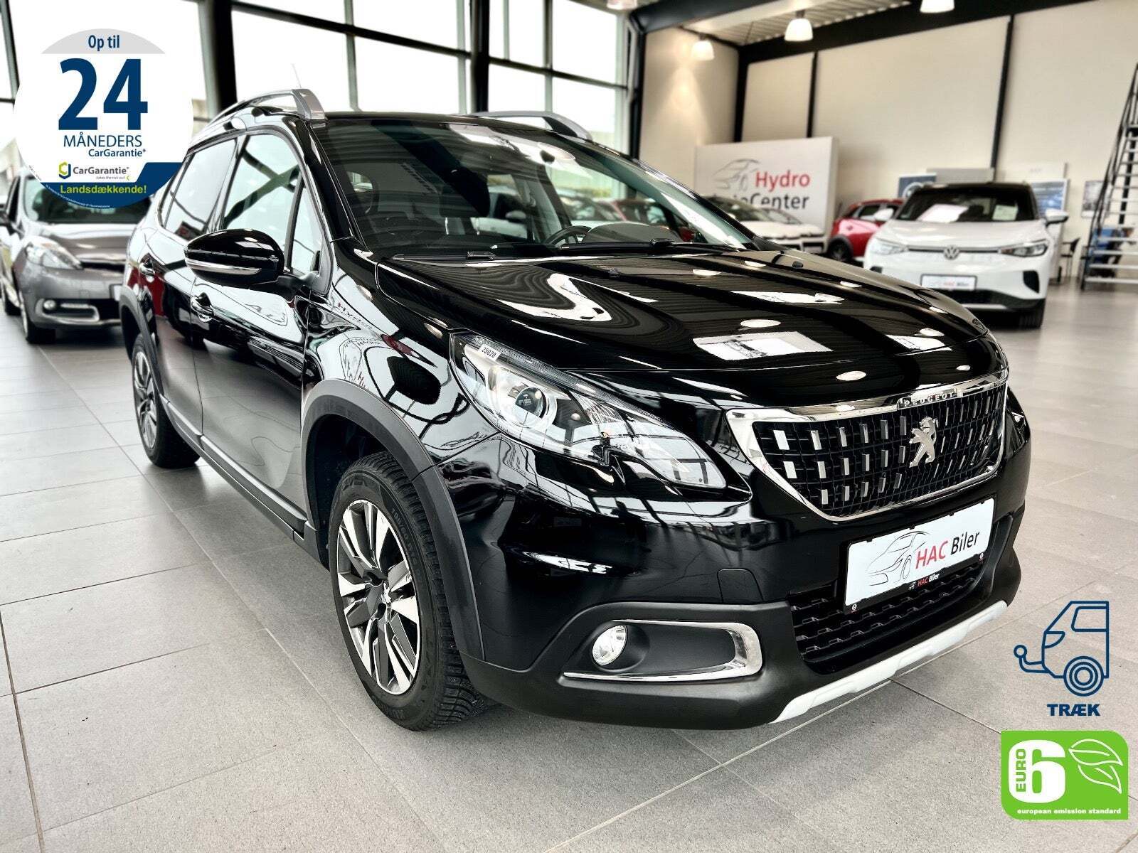 Grå Peugeot 2008 fra 2018