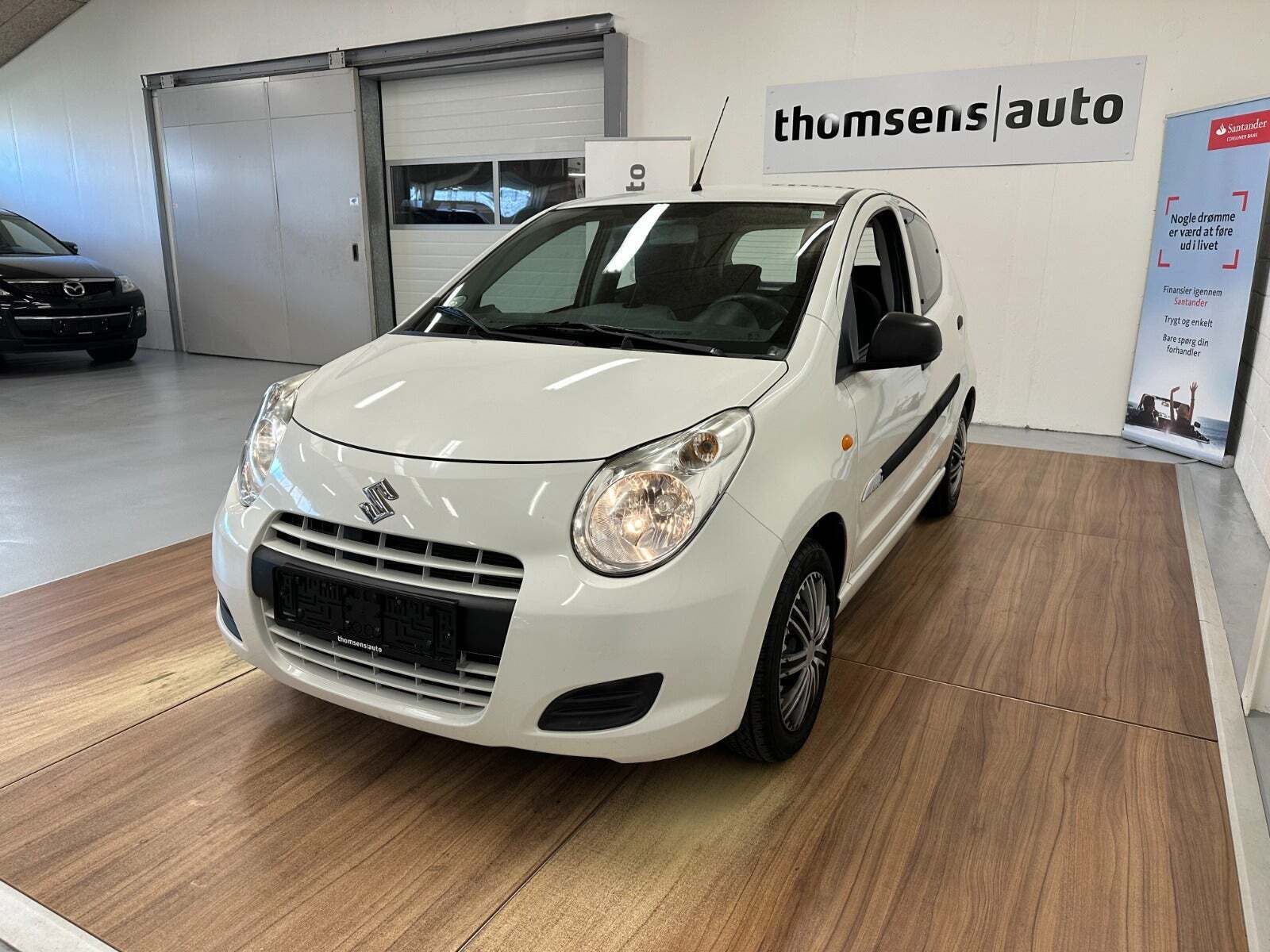 Hvid Suzuki Alto fra 2011