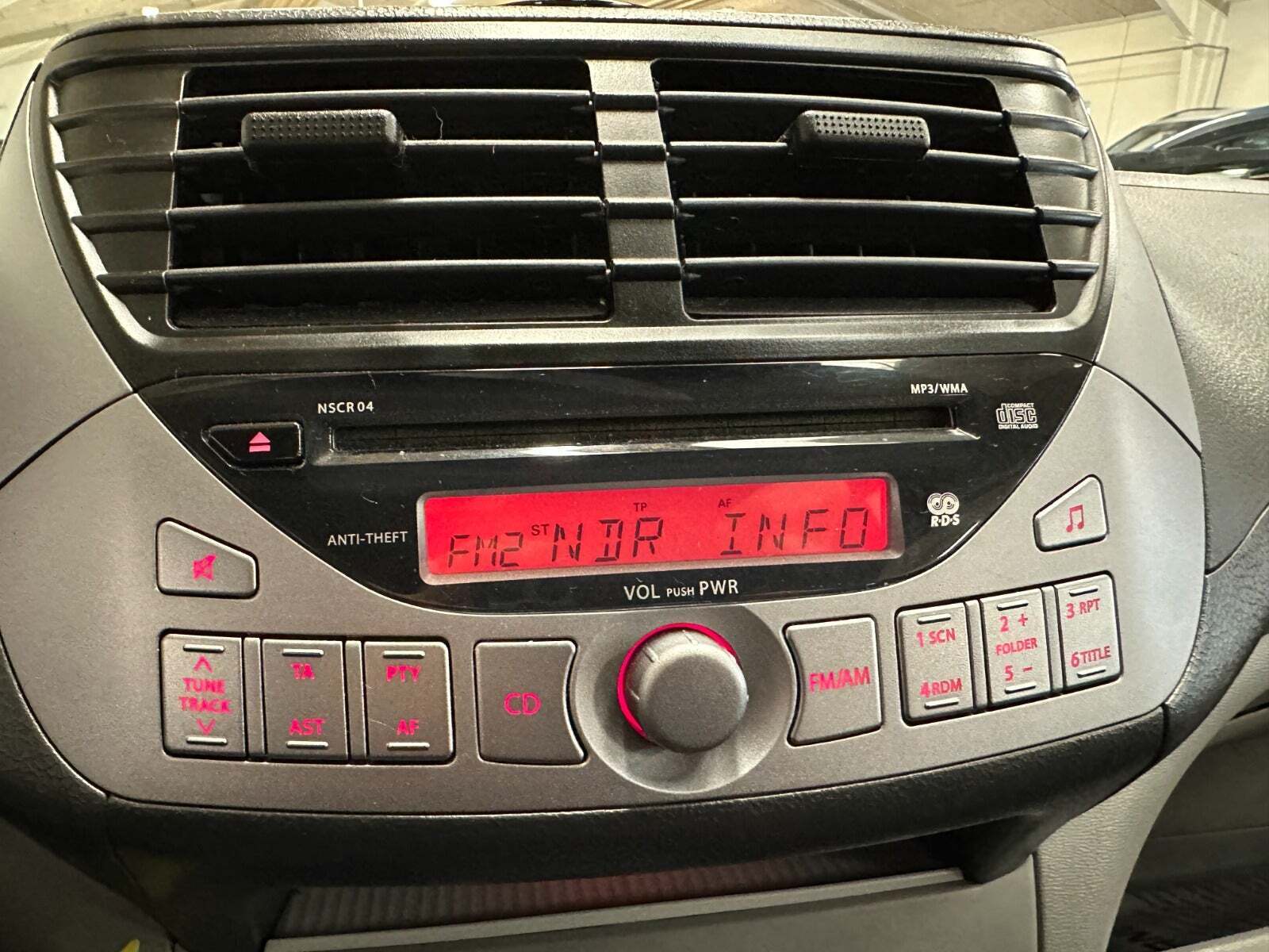 Hvid Suzuki Alto fra 2011