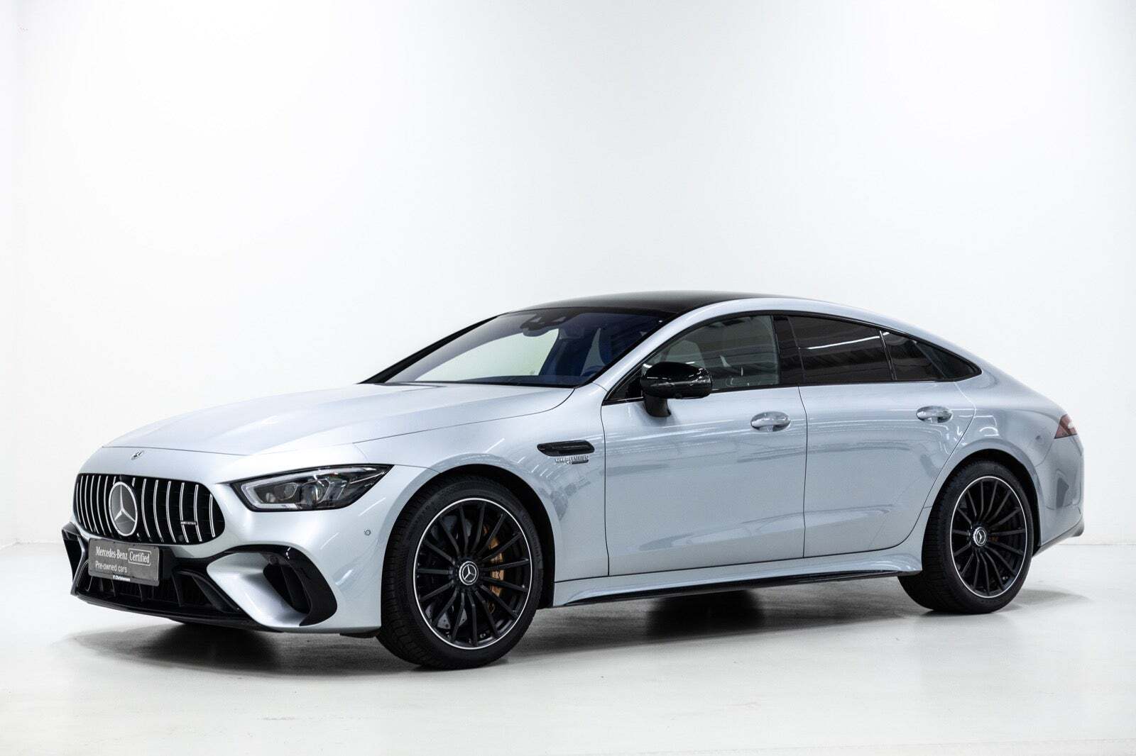 Grå Mercedes AMG GT 63 S fra 2022