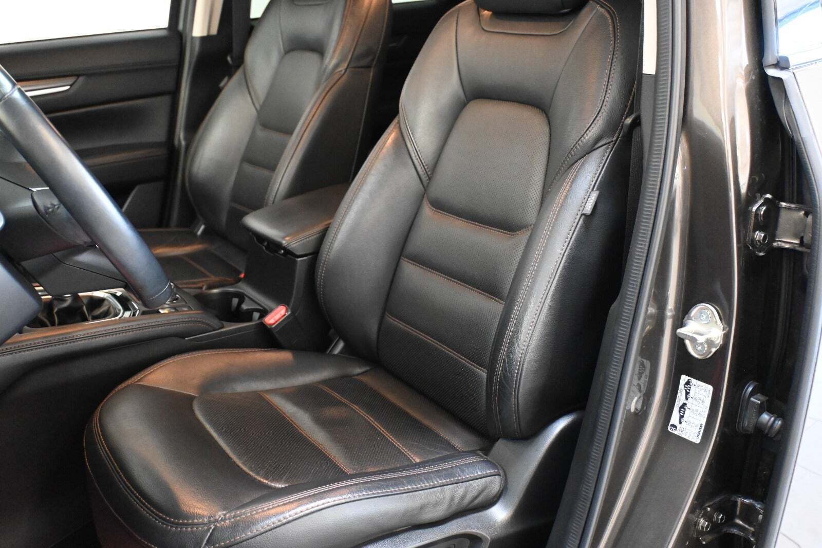 Grå Mazda CX-5 fra 2018