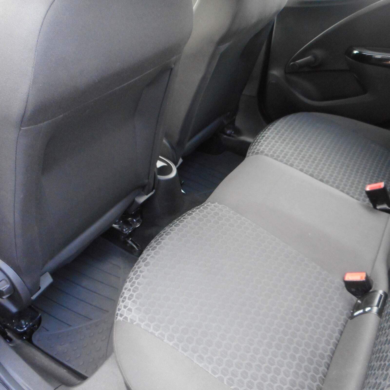 Sort Opel Corsa fra 2019