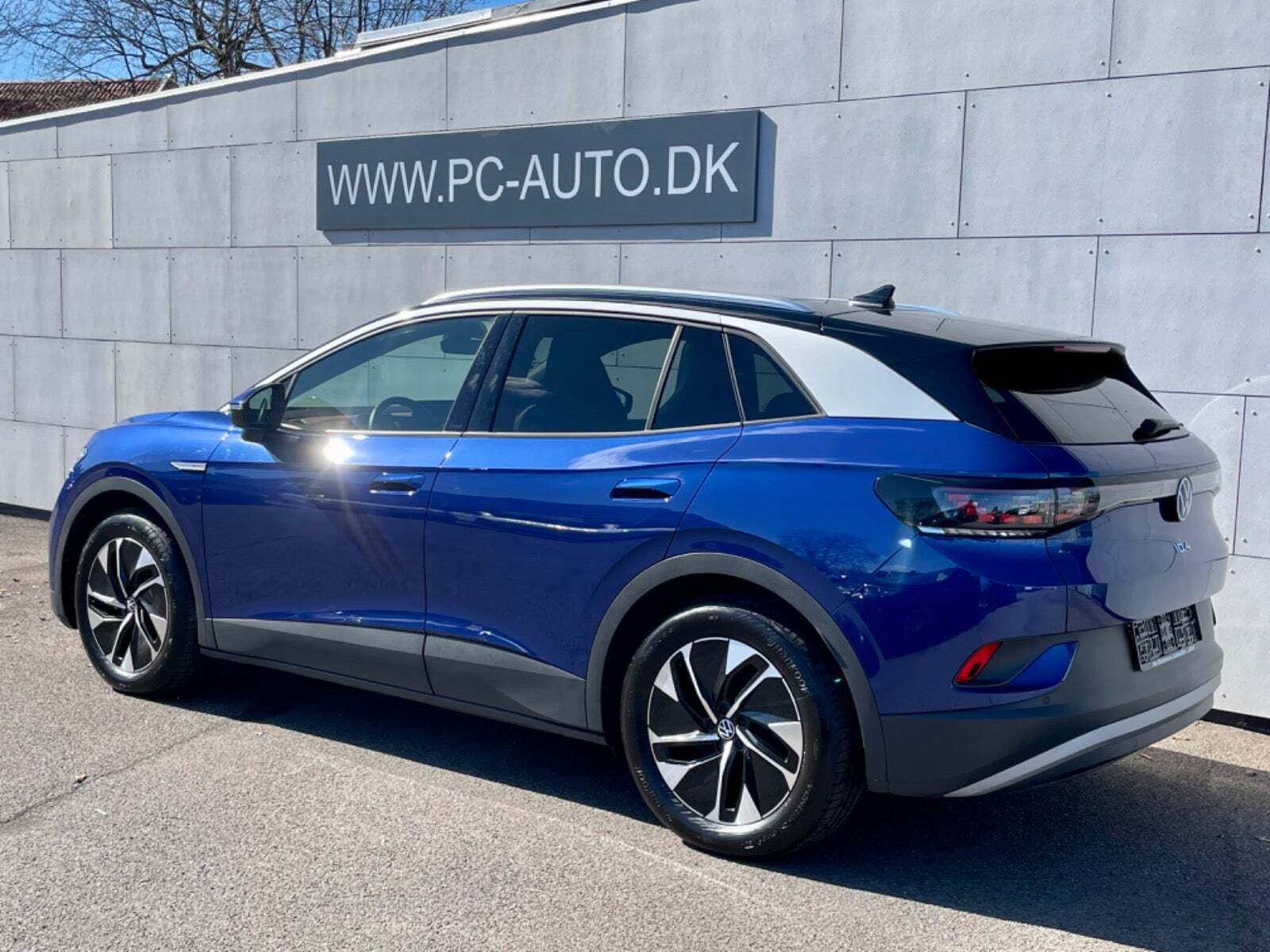 Blå VW ID.4 fra 2021