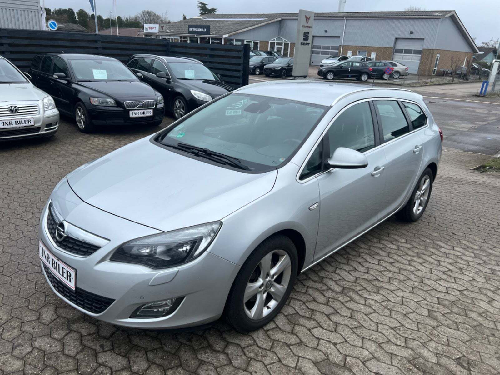 undefined Opel Astra fra 2011