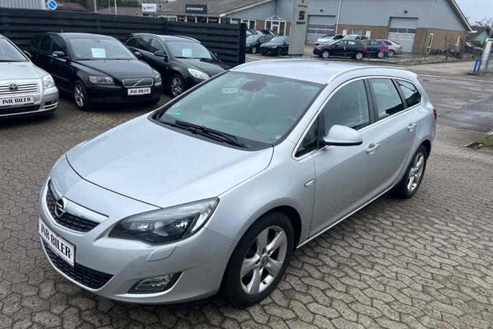 undefined Opel Astra fra 2011