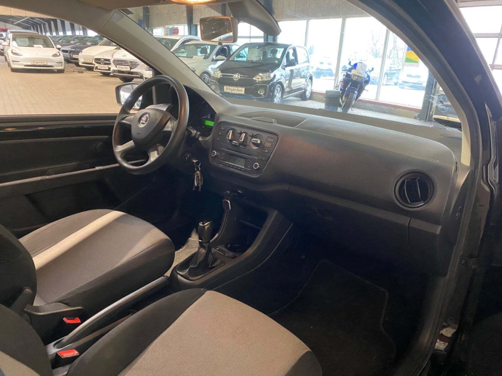 Sort Skoda Citigo fra 2013