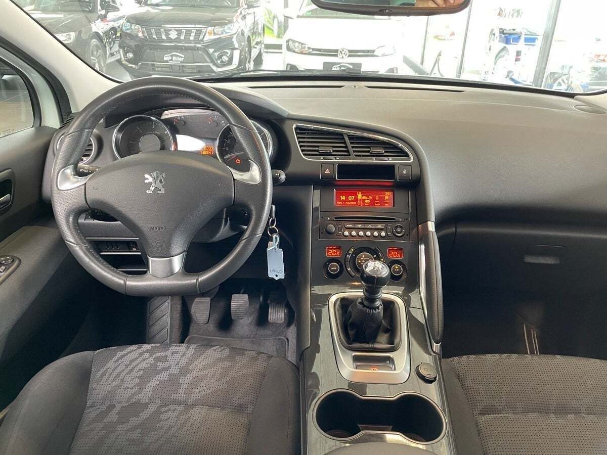 Hvid Peugeot 3008 fra 2012