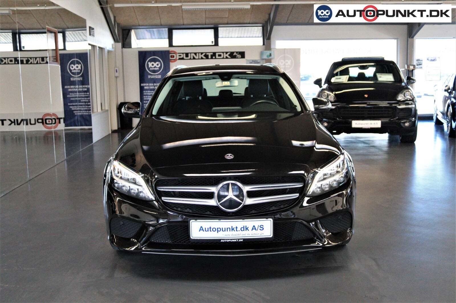 Sort Mercedes C220 d fra 2019