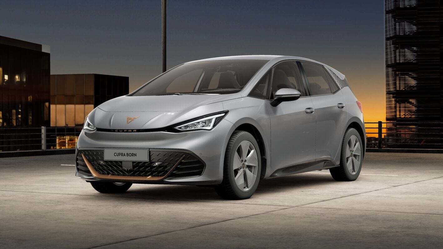 Grå Cupra Born fra 2023
