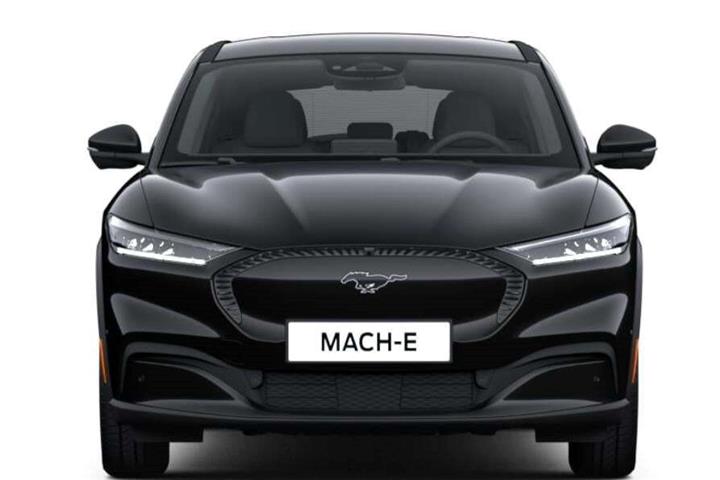 Grå Ford Mustang Mach-E fra 2023